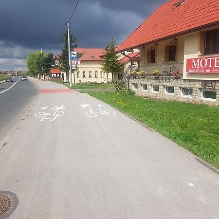 Motel Krolowej Jadwigi Сандомир Экстерьер фото