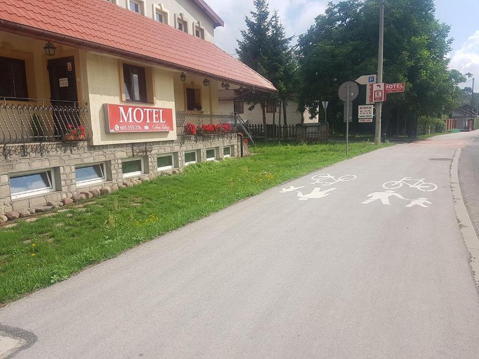 Motel Krolowej Jadwigi Сандомир Экстерьер фото
